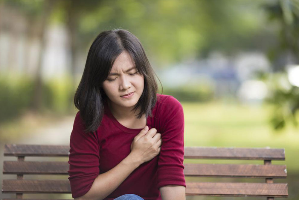 Common Non-Heart-Related Causes of Chest Discomfort