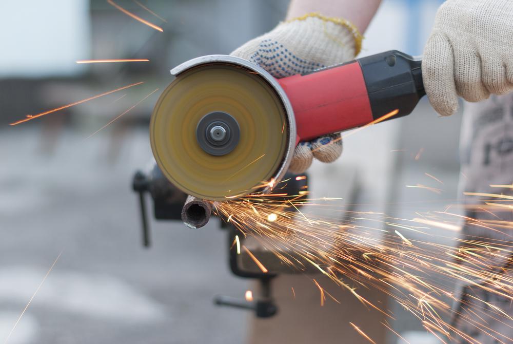 Essential Safety Tips for Operating Power and Manual Tools