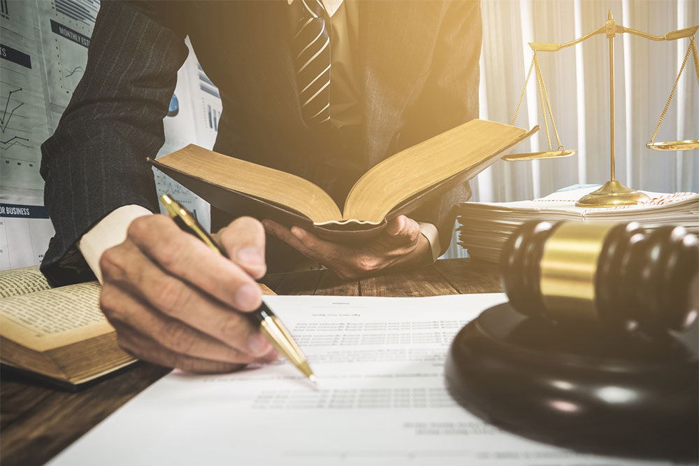 Key Responsibilities of a Personal Injury Attorney