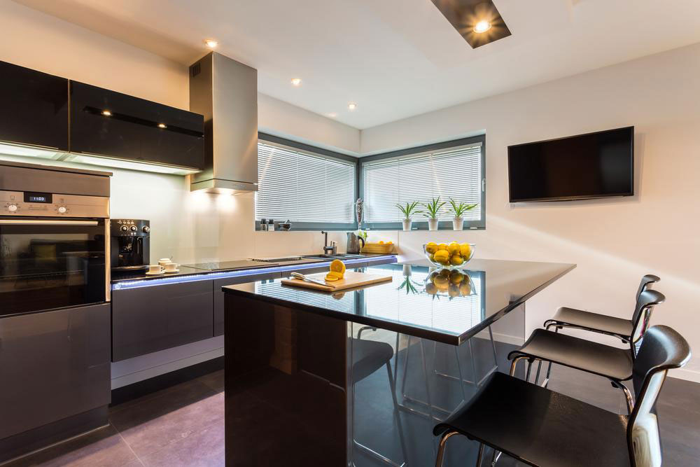 Advantages of Selecting the Right Wine Storage Solutions for Your Home Bar