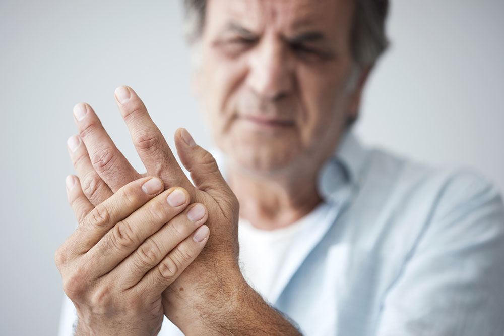 Understanding Arthritis: Types, Symptoms, and Risk Factors