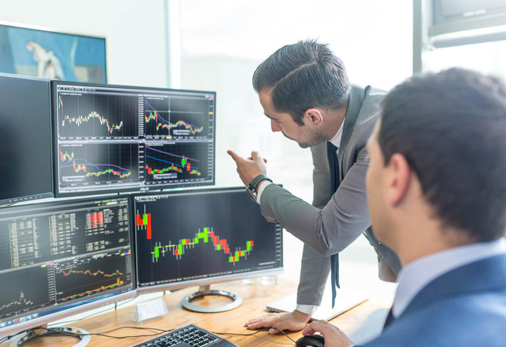 Choosing the Best Online Stock Brokerage: A Complete Guide