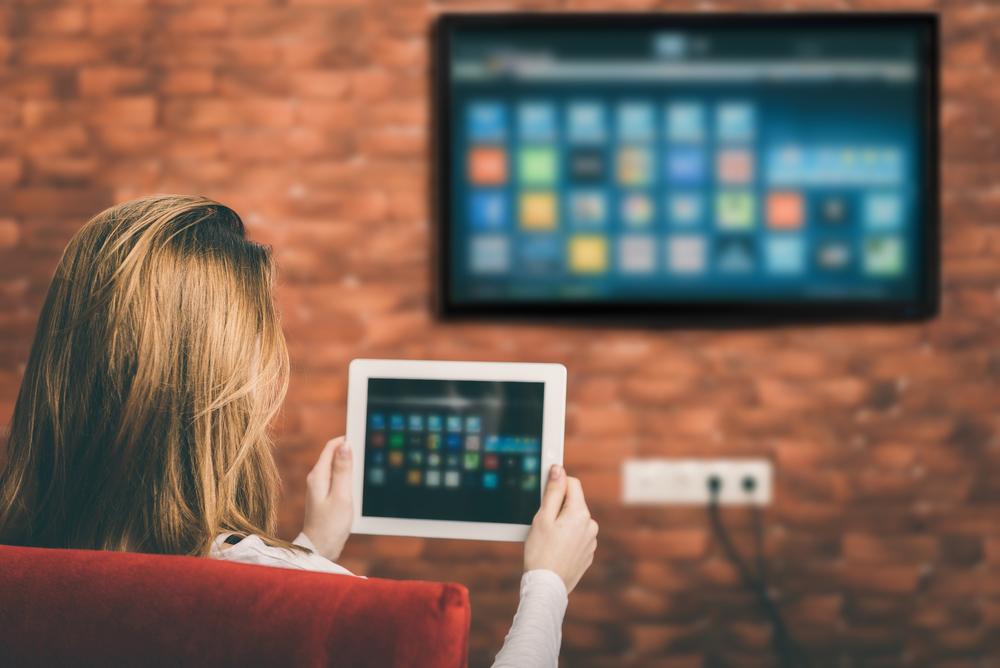Top 5 Features of an Advanced Smart TV