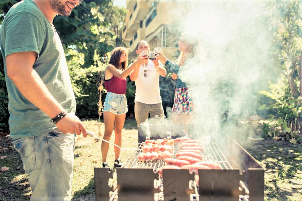 Choosing the Perfect Grill for Summer Outdoor Cooking