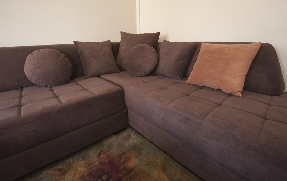 Guide to Choosing Stylish Outdoor Chaise Lounge Cushions