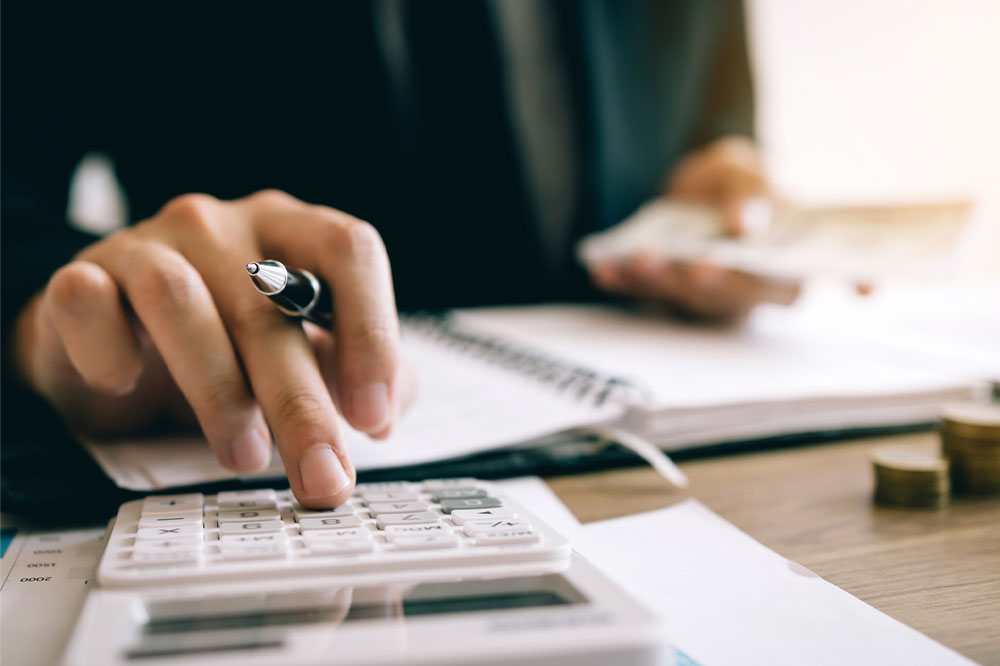 Guide to Selecting the Best Bank Account for Optimal Benefits