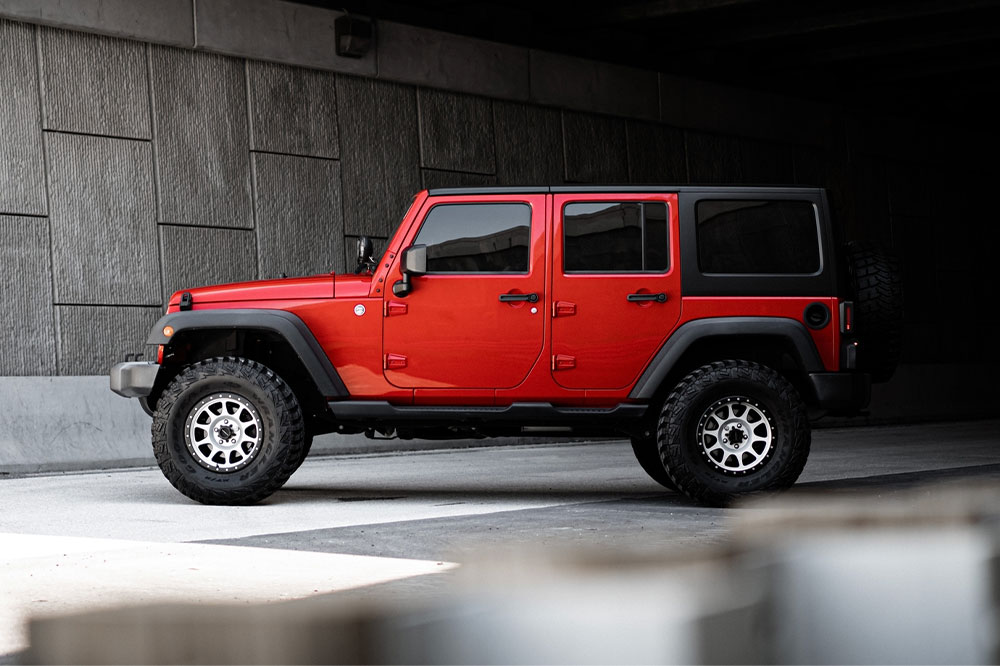Why the Jeep Wrangler is an Ideal SUV for Older Adults