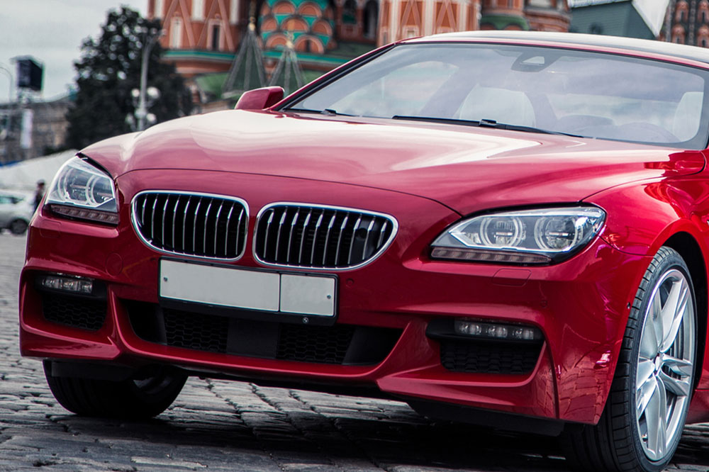 Explore the Advanced Features of the BMW 330e Plug-In Hybrid Sedan