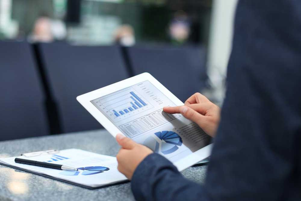 Top 4 ETF Investments for Optimal Growth