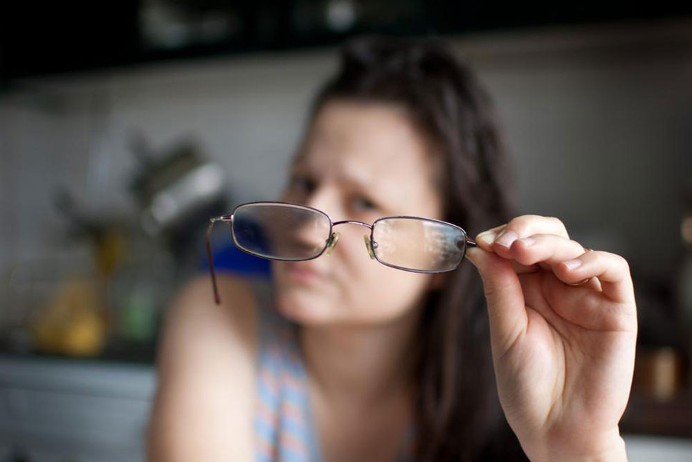 Guide to Selecting the Perfect Eyeglasses Online