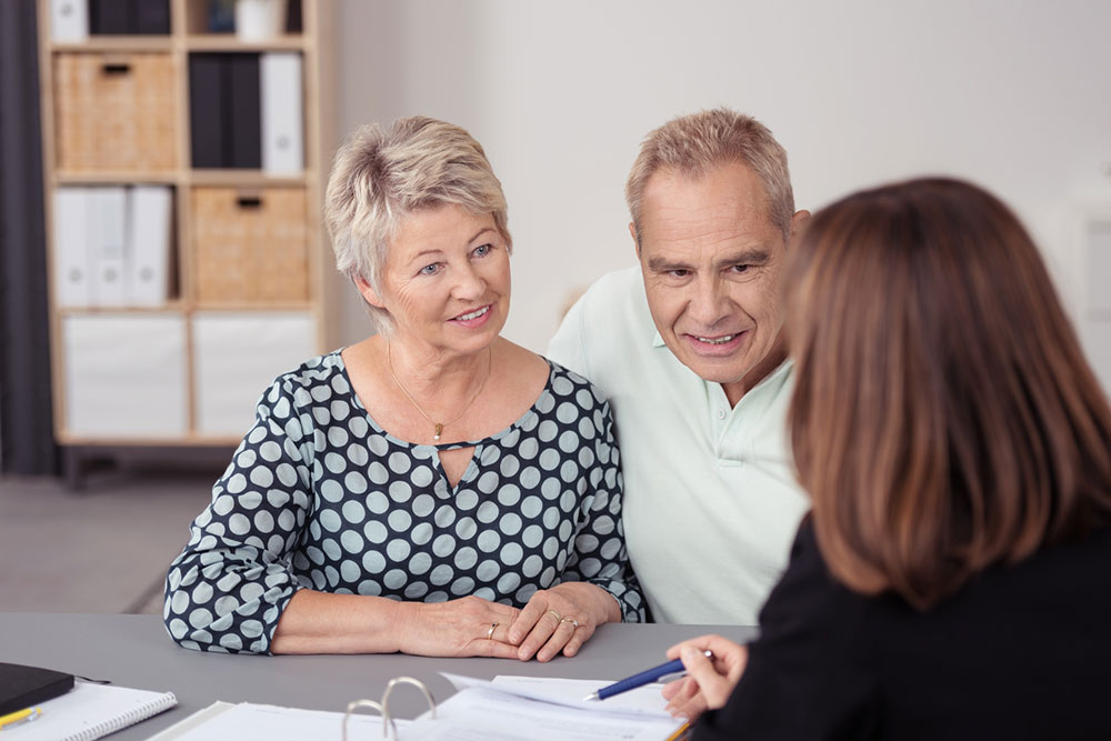 Top 5 Financial Support and Debt Management Resources for Veterans