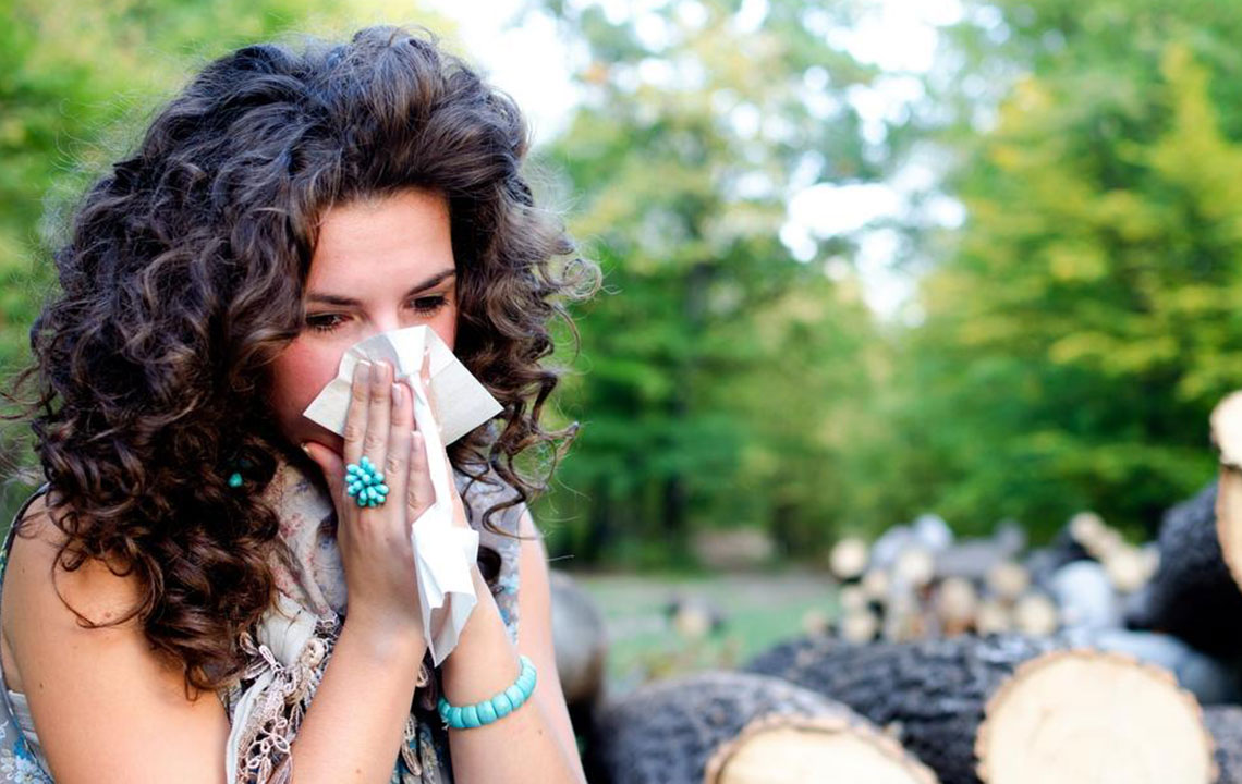 Comprehensive Review of Seasonal Allergy Symptoms and Triggers