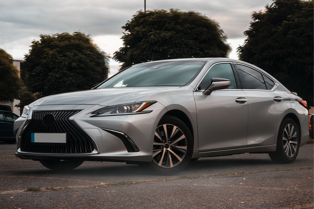 Explore the Lexus UX 200: Features, Trims, and Performance Overview