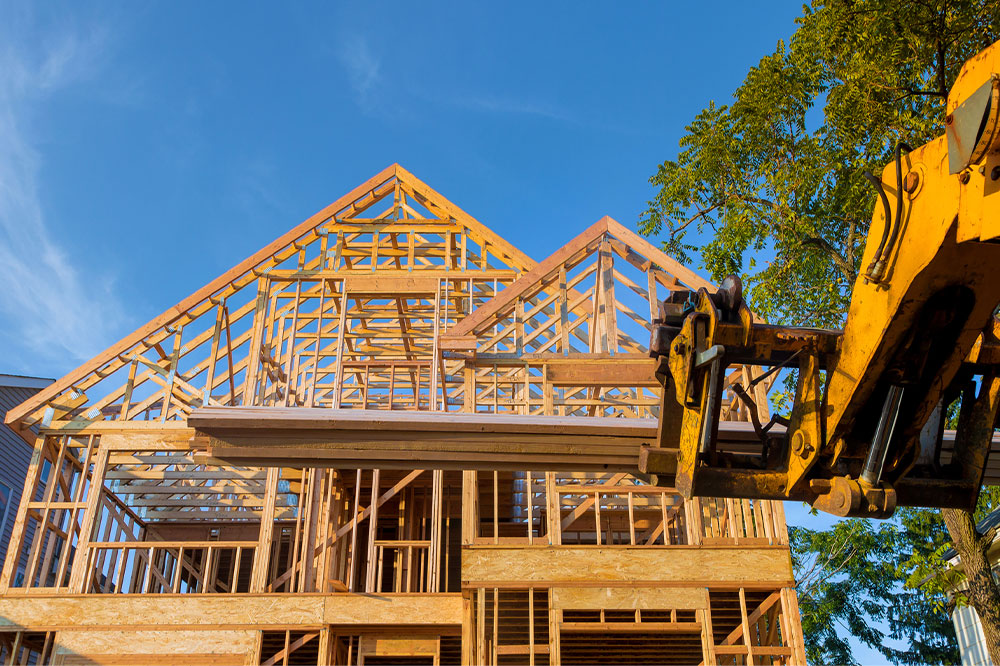 Essential Guide to Roof Trusses: Types, Components, and Advantages