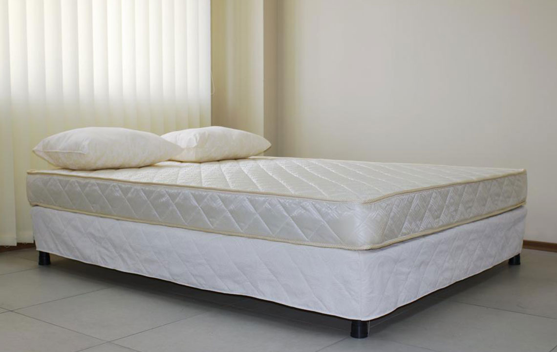Top 9 Tips for Choosing the Perfect Mattress for Side Sleepers