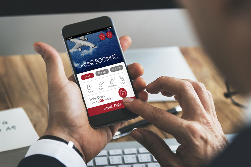 Top 4 Mobile Apps for Flight Ticket Reservations