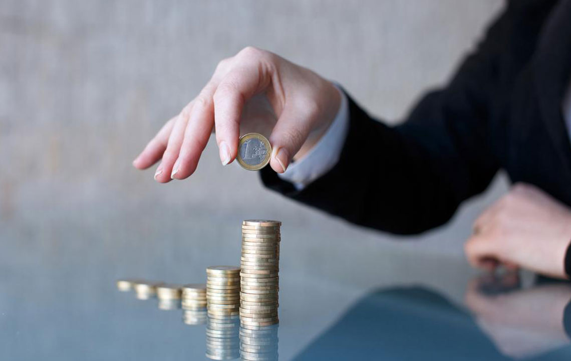 Guide to Repaying Student Loans from Financial Aid