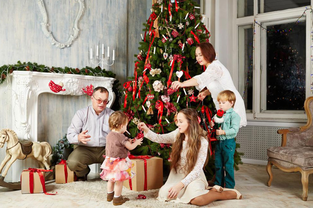 Essential Tips for Selecting the Perfect Artificial Christmas Tree Stand