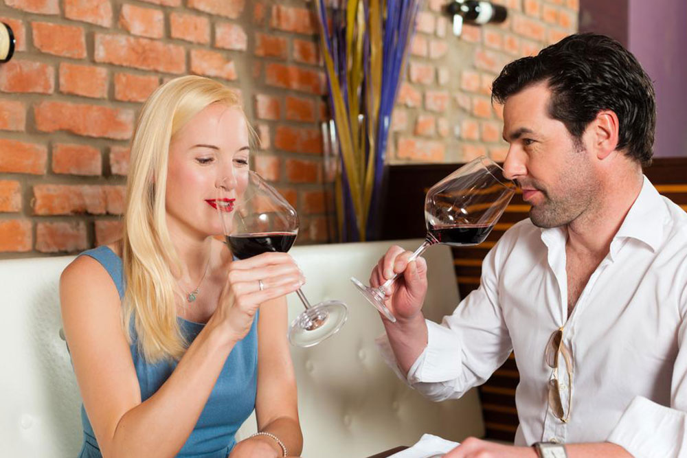 Essential Dating Etiquette Tips for a Successful First Date