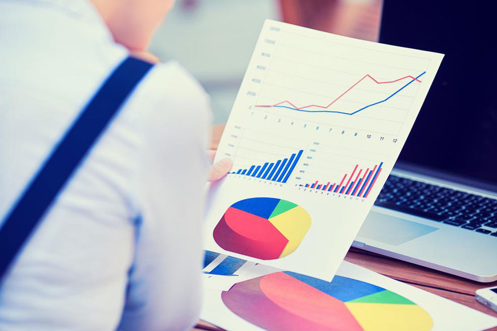 Maximize Your Wealth Growth Through Time and Compound Interest