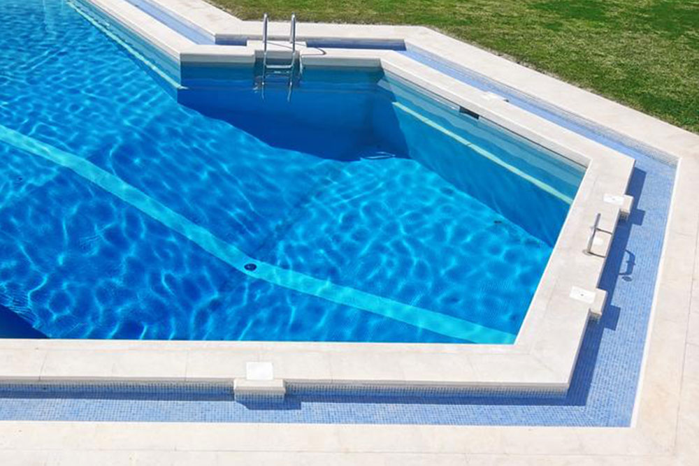 Different Varieties of Above-Ground Pool Liners