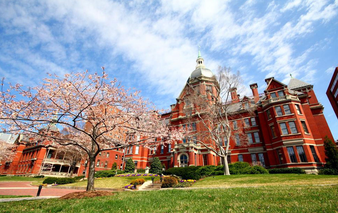 Top Nursing Programs to Kickstart Your Healthcare Career
