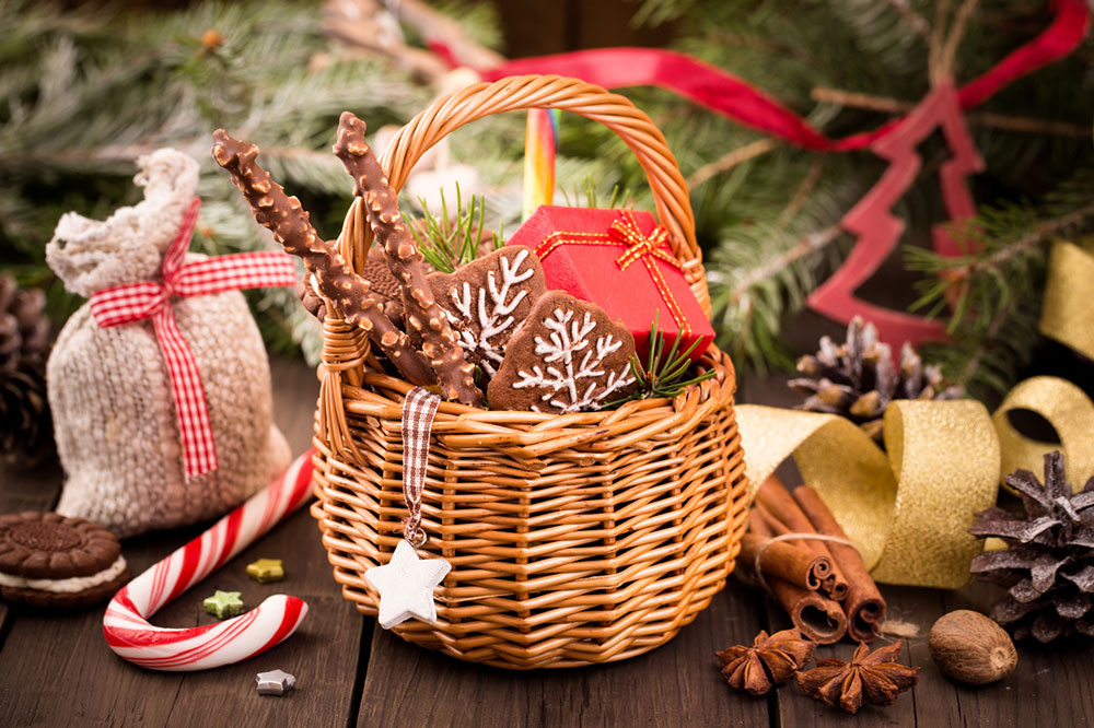 Top 6 Christmas Gift Hamper Ideas for the Festive Season