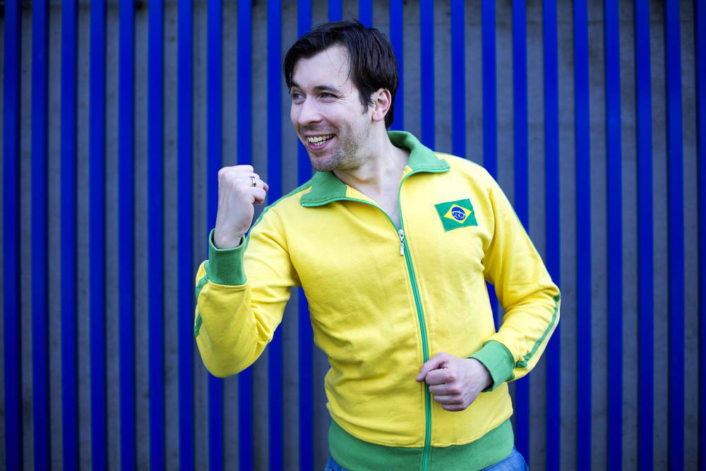 Exploring the Enduring Popularity of Sports Jackets in Modern Wardrobes