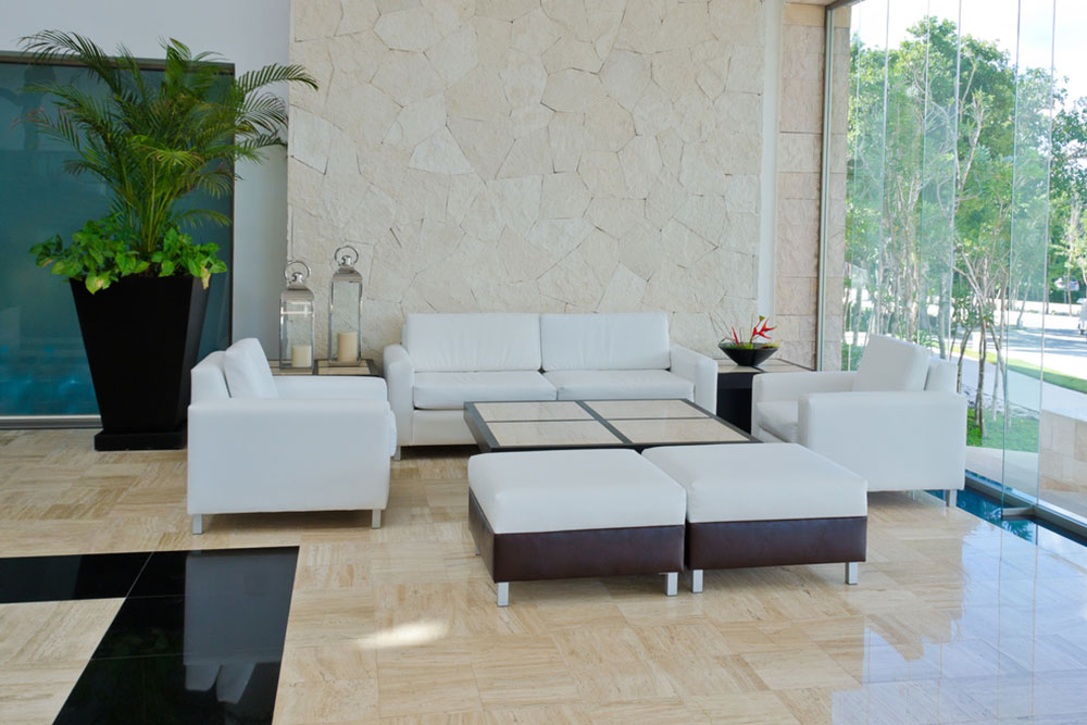 Essential Tips for Choosing the Perfect Outdoor Chaise Lounges