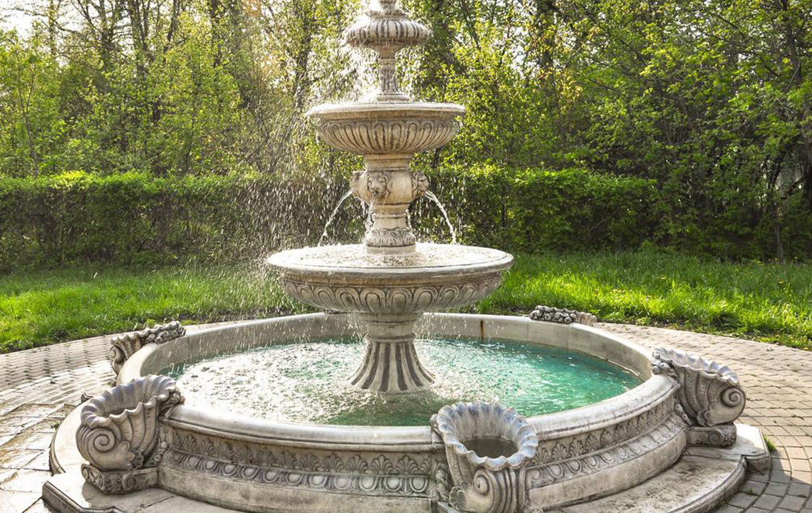 Modern Embedded Fountains Enhance Contemporary Home Decor