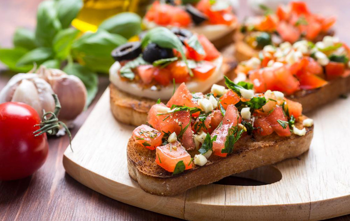 Top 6 Nutritious & Simple Snack Ideas for a Healthy Lifestyle