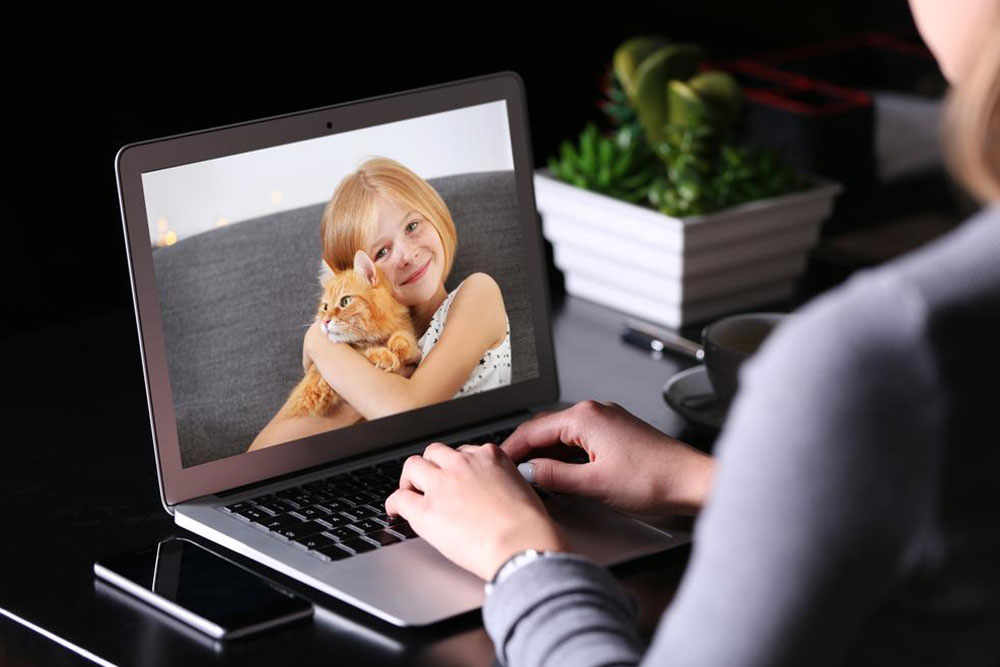Effective Online Methods for Long-Distance Communication