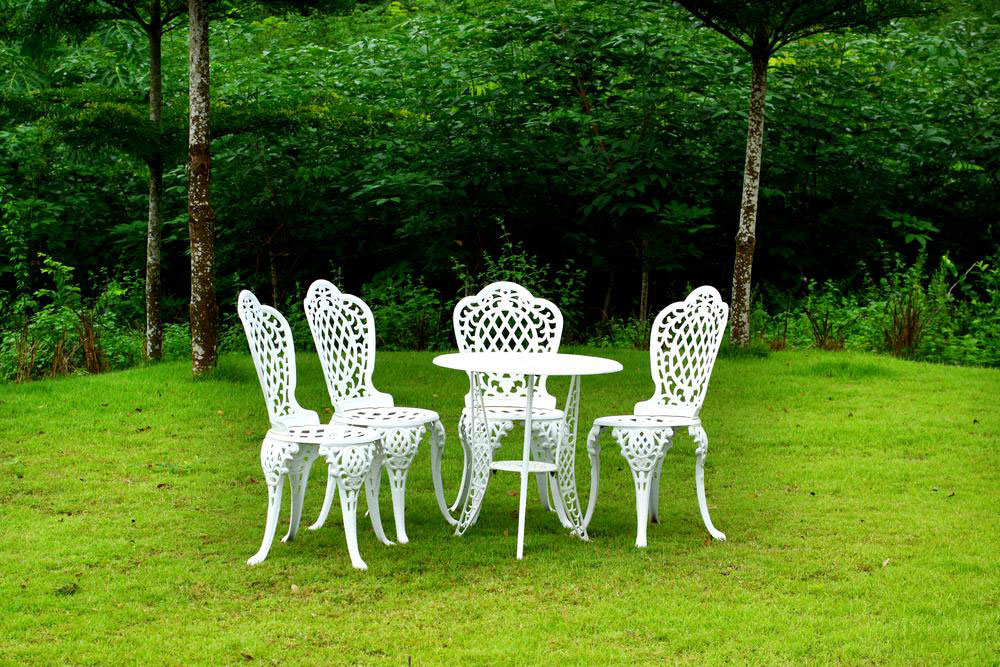 Enhance Your Outdoor Space with Stylish Patio Furniture