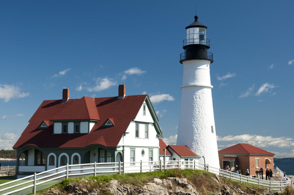 Top Banking Institutions in Maine Offering Premium Financial Solutions