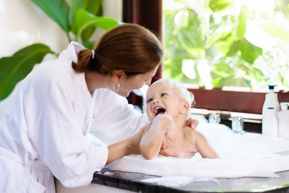 Comprehensive Guide to Essential Baby Care Items for New Mothers