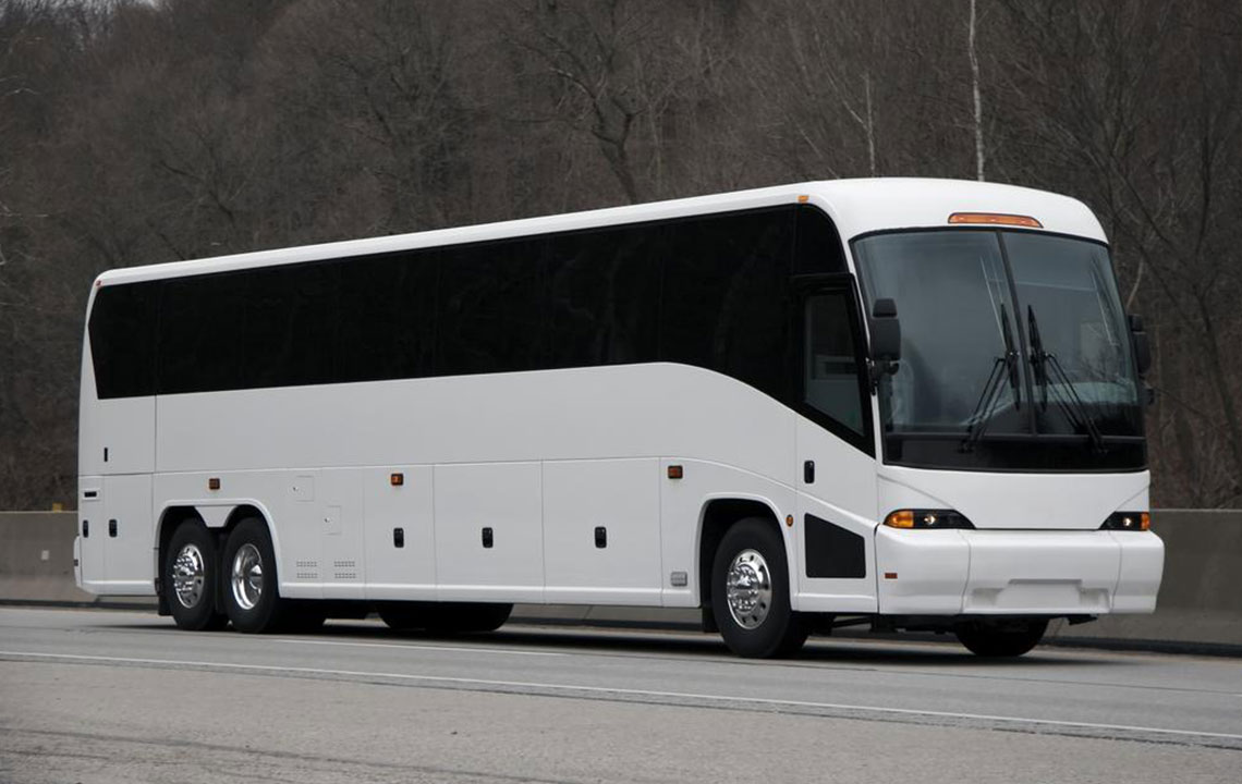 Popular Scenic Bus Tours Across the United States