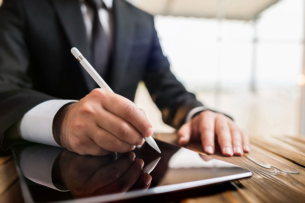 Understanding How Digital Signing Software Operates