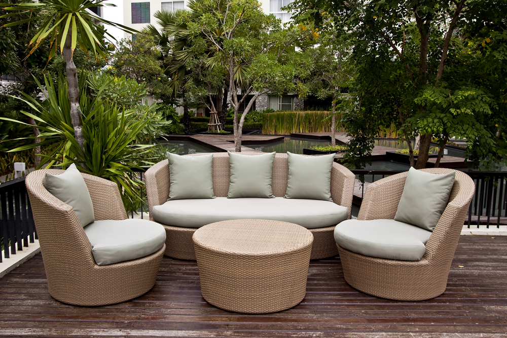 Top 4 Budget-Friendly Outdoor Furniture Retailers