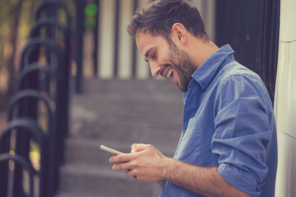 Essential Guidelines for Selecting Business Internet Phone Solutions