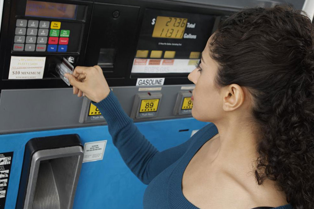 Are Gas Reward Credit Cards Worth It? Insights and Top Picks