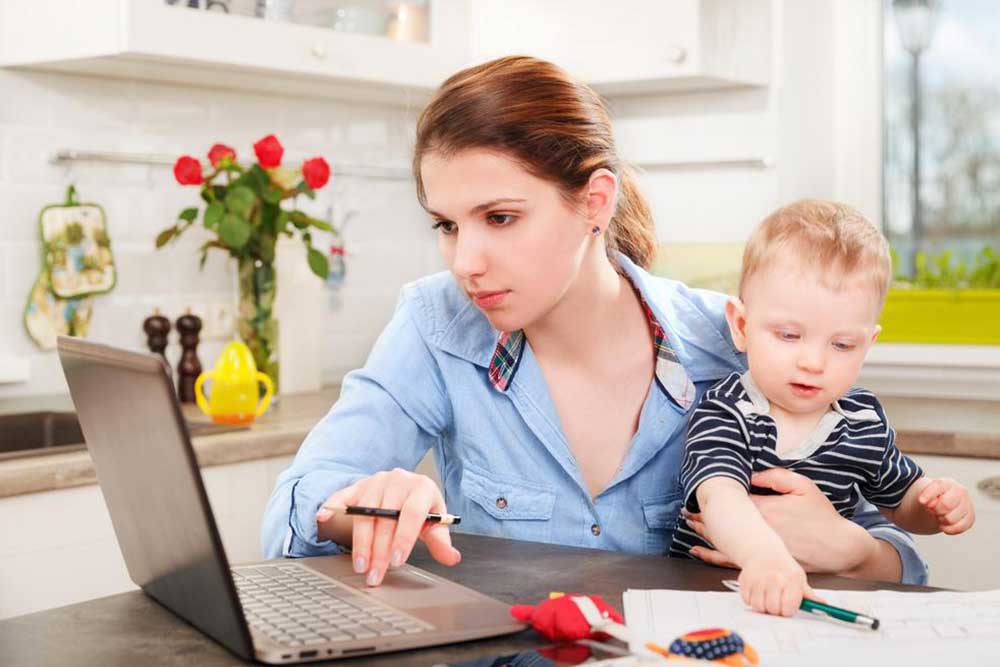 Financial Aid Opportunities for Single Mothers in Higher Education