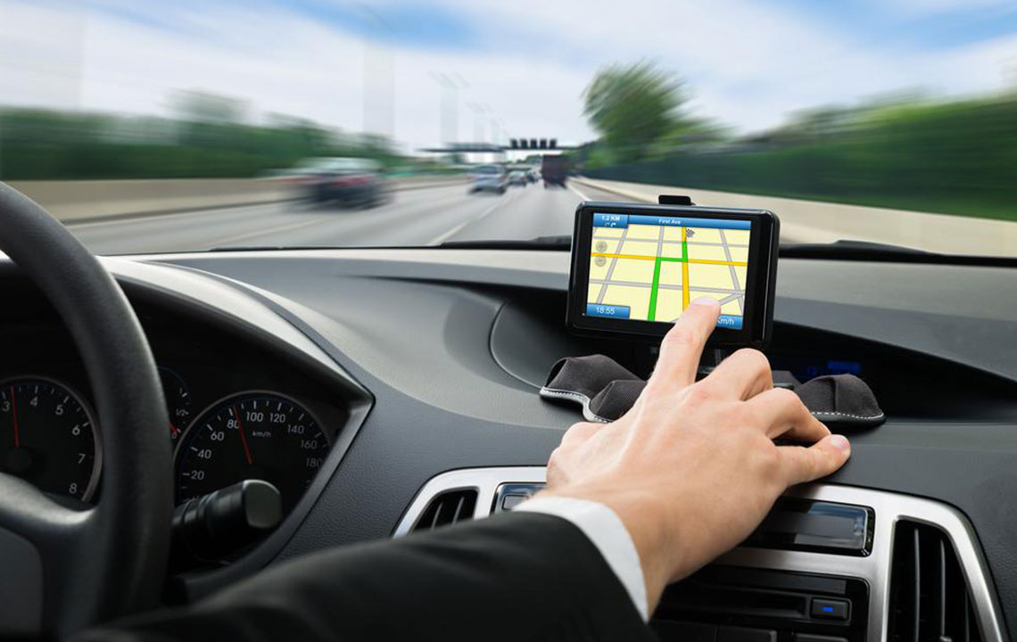 Comprehensive Guide to the Top 4 GPS Vehicle Trackers for Safety and Monitoring Enhancement