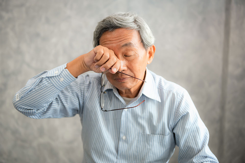 Understanding Age-Related Macular Degeneration: Causes, Types, and Advances in Treatment
