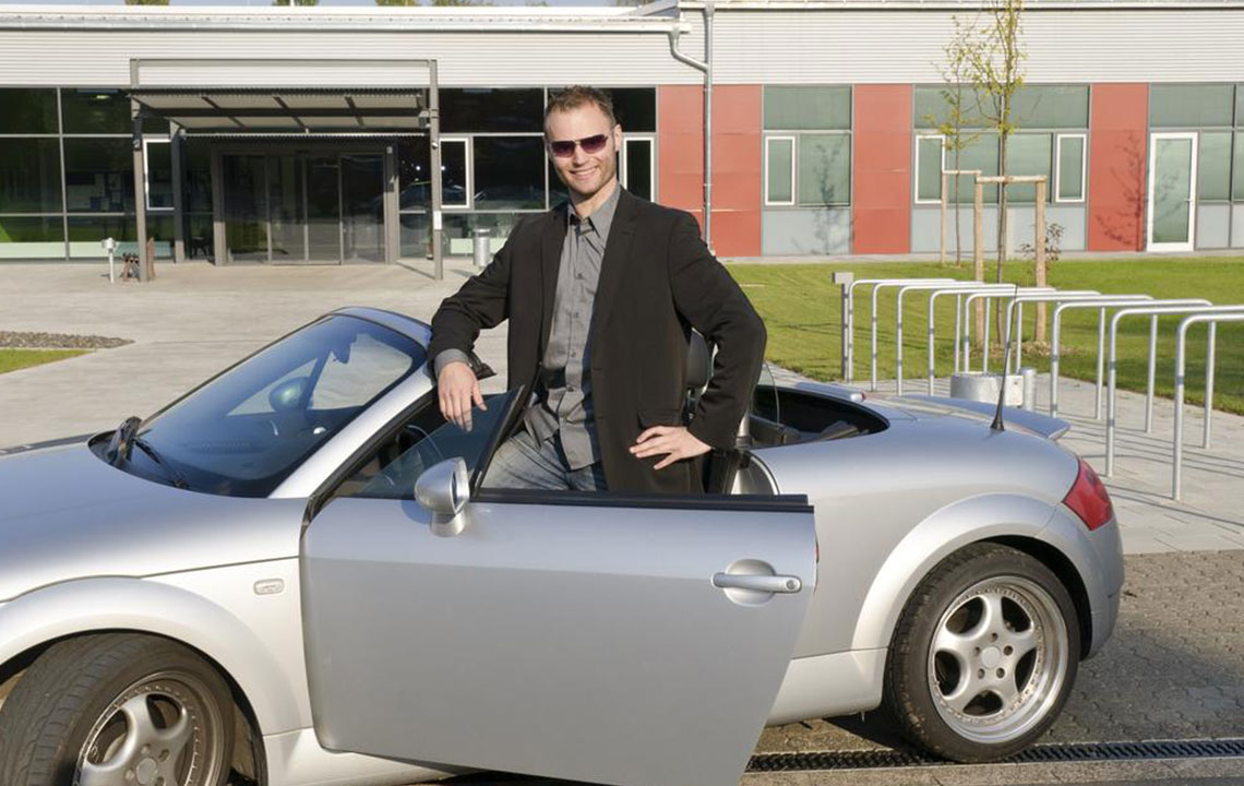 Essential Summer Maintenance Tips for Your Sports Car