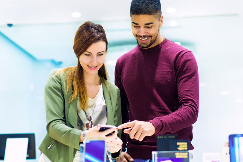 Ultimate Guide to Black Friday 2017 Smartphone Deals: Trends, Tips & Top Offers