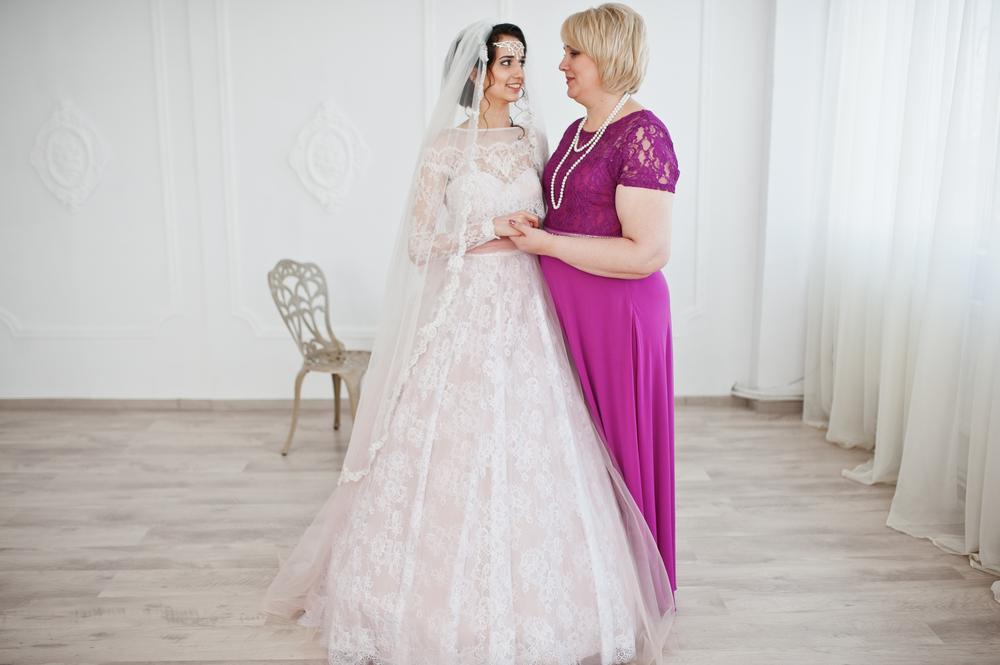 Top Stores to Find Elegant Mother-of-the-Bride Dresses for Sale