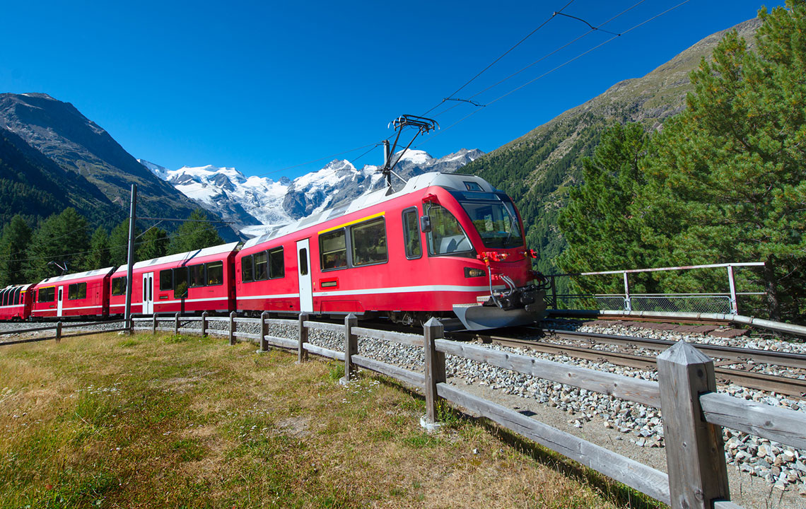 The Ultimate Guide to Spectacular Scenic Train Journeys in the United States