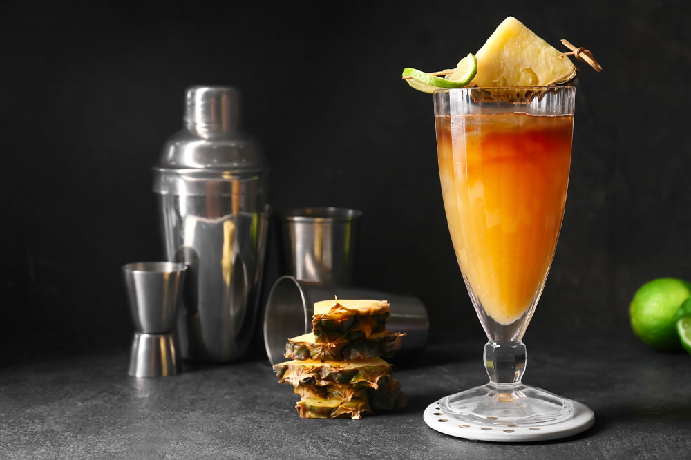 Discover the Top 5 Iconic Manhattan Cocktails You Should Taste