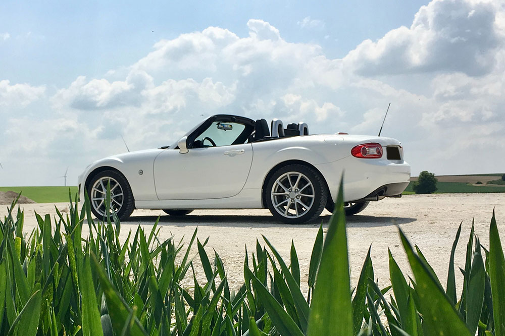 Discover the Mazda MX-5 Miata: Features and Highlights