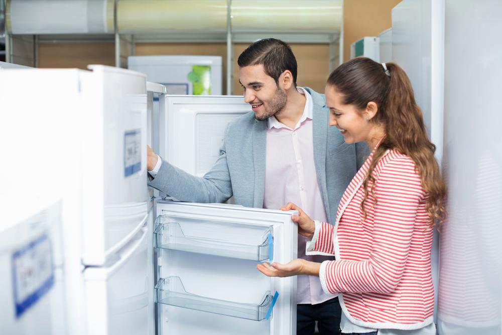 Advantages and Disadvantages of Reversing Freezer Placement at the Bottom